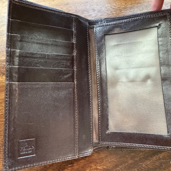 Fendi Wallet - Picture 3 of 8